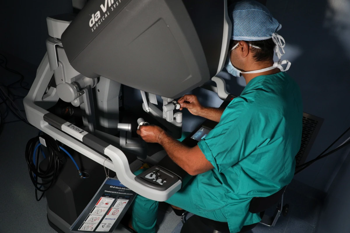 chirurgia robotica - console